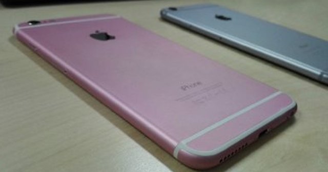 Pembe iPhone mu geliyor