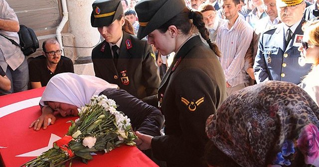 Şehit Mehmet Koçak'ın cenazesi toprağa verildi