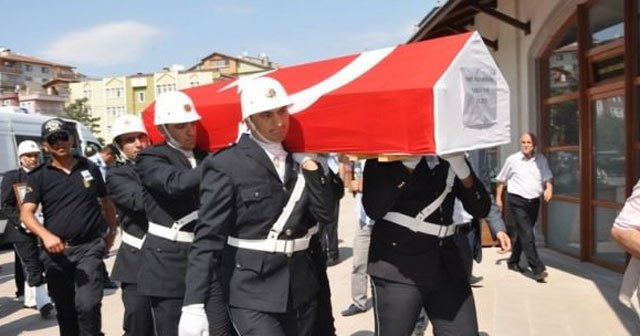 Şehit polis son yolculuğuna uğurlandı