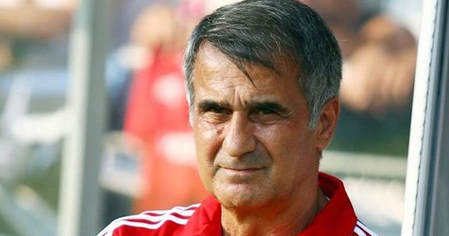 Şenol Güneş, &#039;Oyuncularımın dikkati dağınıktı&#039;