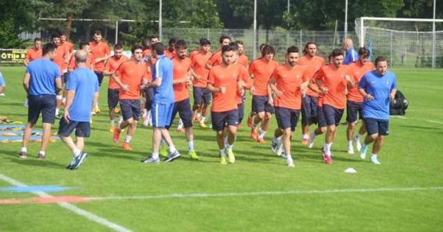 Trabzonspor'da o isim kamptan ayrıldı