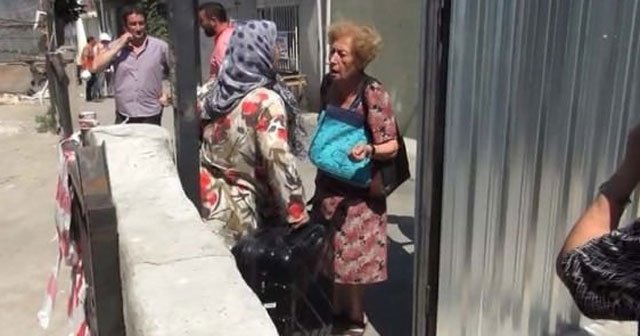 Üsküdar&#039;da 7 bina boşaltıldı