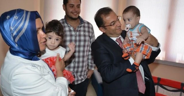 Vali Türker, çocuk evleri ve huzurevini ziyaret etti