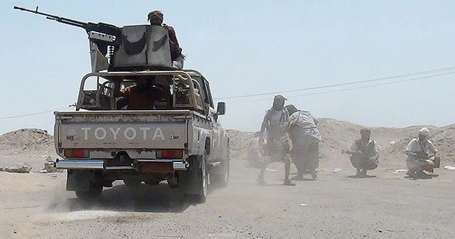 Yemen'de Halk Direniş güçleri 3 bölgeyi ele geçirdi
