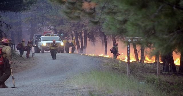 ABD&#039;deki orman yangınlarında binlerce kişi tahliye edildi