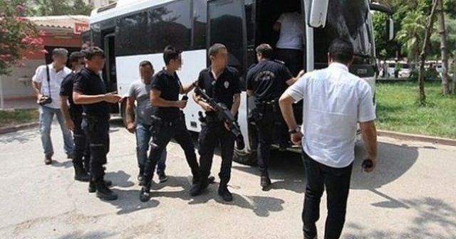 Adana&#039;da terör örgütü operasyonu, 17 gözaltı