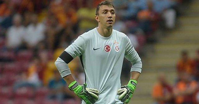 Aslan&#039;ın kalesi düştü, Muslera yine takımı yaktı