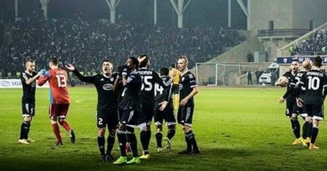 Azerbaycan takımlarından büyük başarı