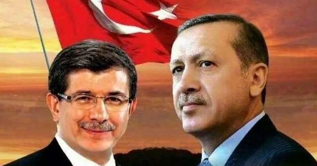 Cumhurbaşkanı Erdoğan ve Başbakan Davutoğlu&#039;dan 17 Ağustos mesajı