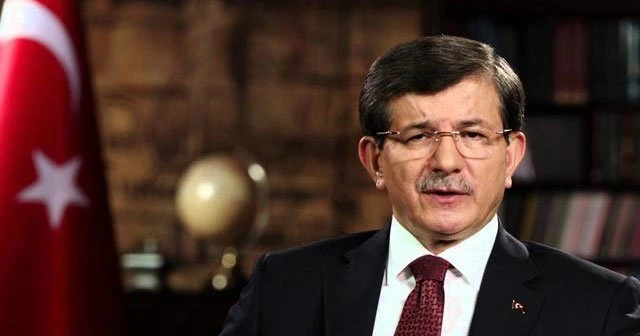 Davutoğlu Bahçeli&#039;nin tweetlerini eleştirdi