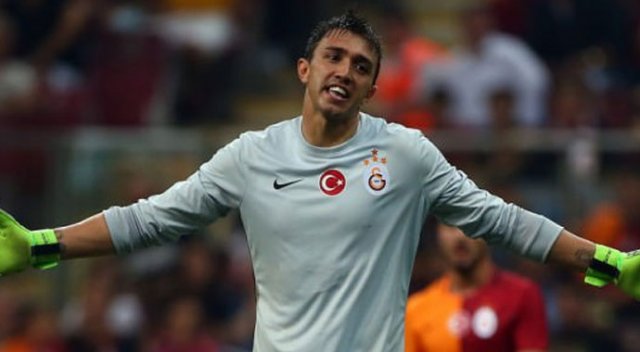 Dünya devinden Muslera&#039;ya çılgın teklif