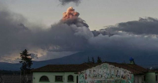 Ekvador, &#039;Yüz binlerce kişi yanardağ tehdidi altında&#039;