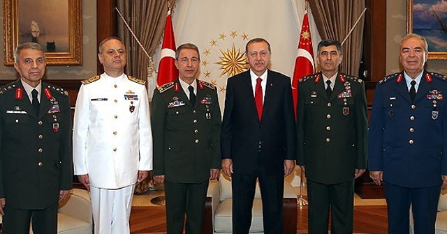 Erdoğan yeni komutanları kabul etti