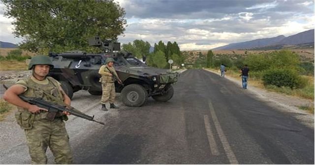 Erzincan’da yol kesen 5 terörist öldürüldü