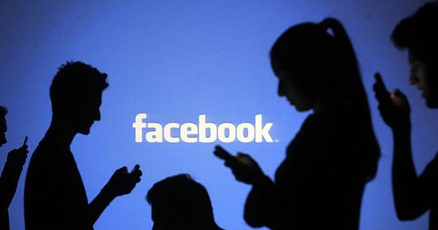 Facebook, mesaj yazıp vazgeçerseniz de kaydediyor