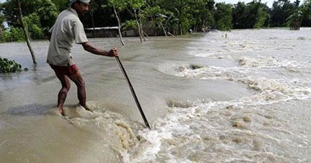 Hindistan&#039;da sel felaketi, 178 ölü