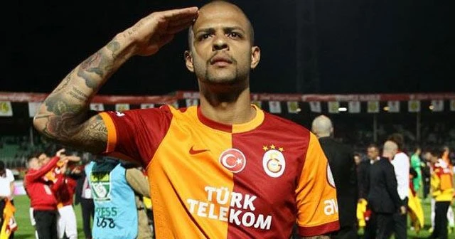 Melo'dan hem özür hem de yemek