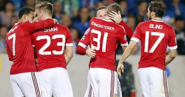 Rooney, ManU'yu Devler Ligi'ne uçurdu