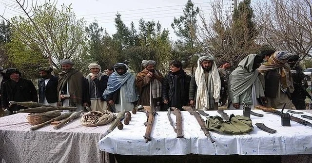 Taliban'da liderlik krizi