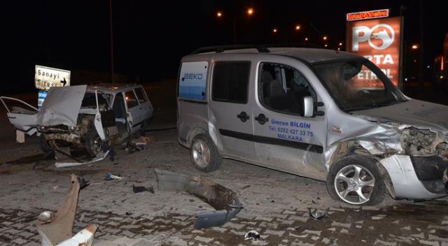 Tekirdağ&#039;da trafik kazası, 3 yaralı