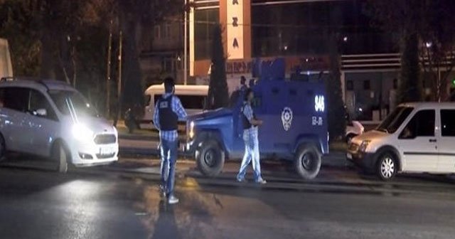 TEM&#039;de polise ateş açıldı