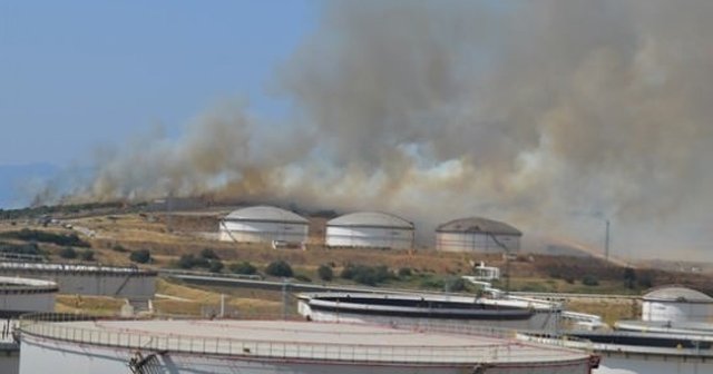 TÜPRAŞ yakınında çıkan yangın korkuttu