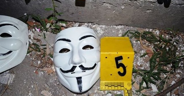 Vendetta maskeli eylemciler yakalandı