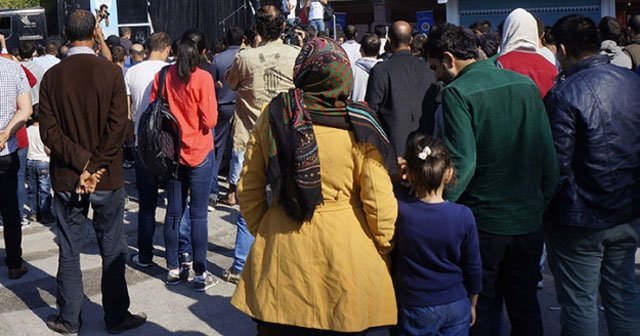 200 sığınmacı İstanbul&#039;a gönderildi