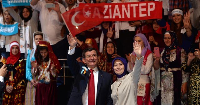 AK Parti&#039;de hedef kayıp illeri almak