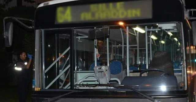 Belediye otobüsüne kurşun yağdırdılar