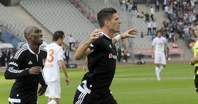 Beşiktaş, Medipol Başakşehir'e karşı galibiyet sayısını eşitledi