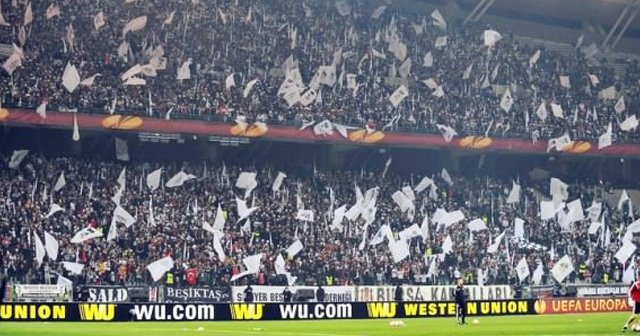 Derbi öncesi Beşiktaş&#039;ta büyük şok