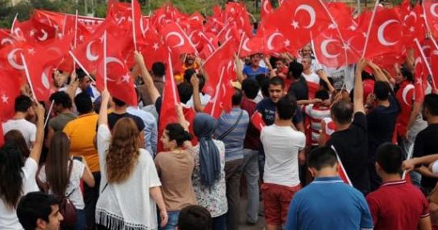 Diyarbakır&#039;da PKK&#039;ya karşı sivil direniş!