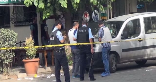 Diyarbakır&#039;da polislere silahlı saldırı