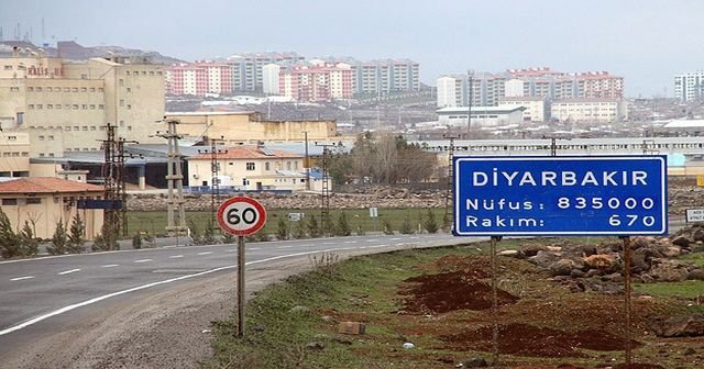 Diyarbakır&#039;da teröre tepki yürüyüşü düzenlenecek