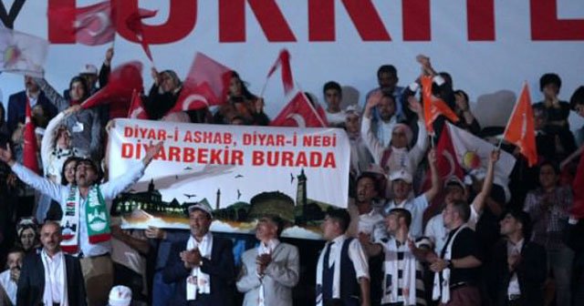 Diyarbakır teşkilatının attığı slogan büyük alkış aldı