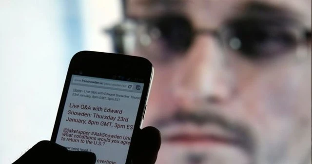 Edward Snowden Twitter'da hızlı yükseldi