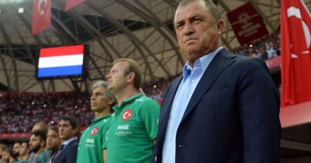 Fatih Terim, &#039;Şehitlerimize adıyoruz&#039;