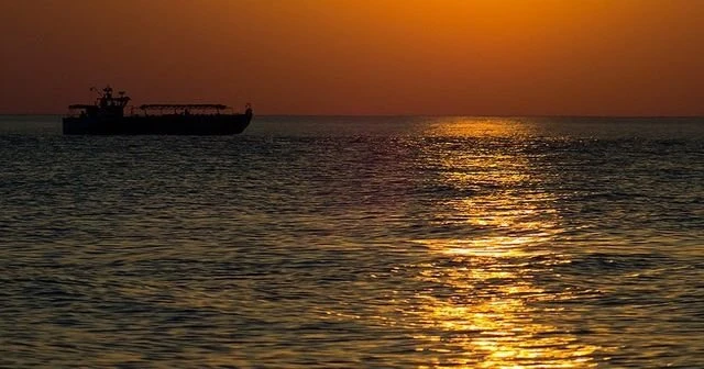 Girit Adası&#039;ndaki silah yüklü gemi Yunan şirketinin çıktı