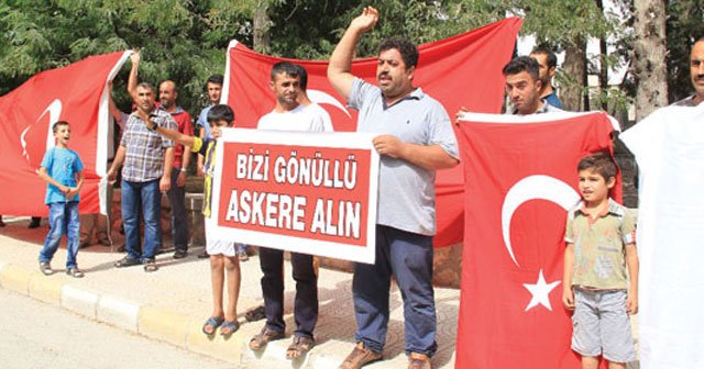 Gönüllü asker olmak dilekçe verdiler