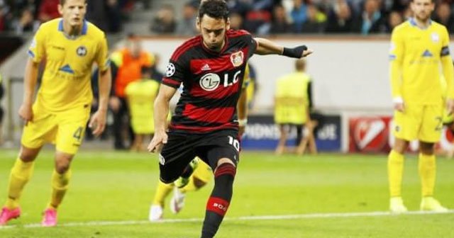 Hakan Çalhanoğlu Leverkusen&#039;i uçurdu