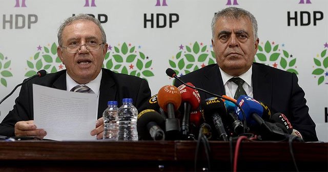 HDP'liler o soruyu duyunca masadan kalktı