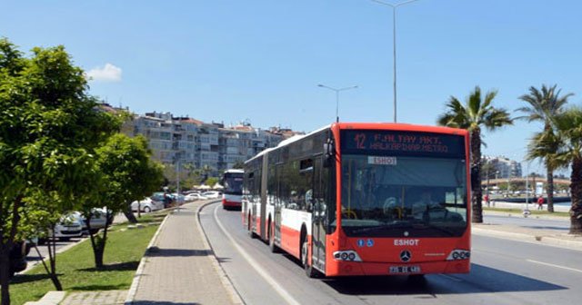 İzmir’de toplu ulaşımda &#039;bayram&#039; müjdesi