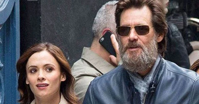 Jim Carrey'nin sevgilisi canına kıydı