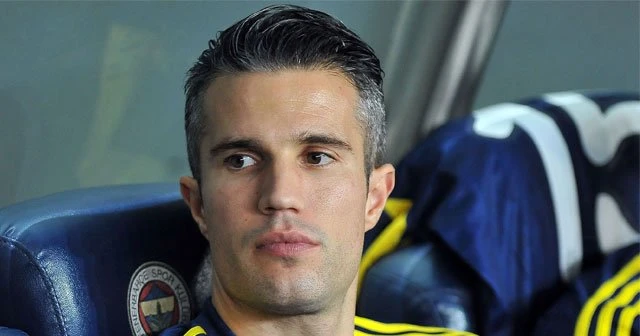 Kadıköy'de van Persie - Pereira gerilimi