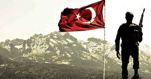 Kürt kökenli esnaftan teröre örnek tepki