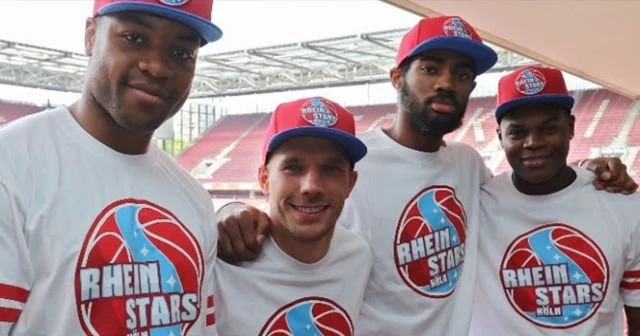 Lukas Podolski takım satın aldı
