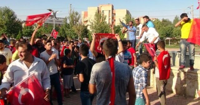 Mardin&#039;de PKK&#039;ya tepki yürüyüşü