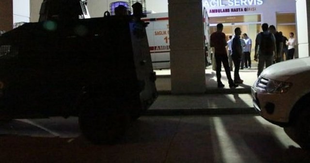 Mardin&#039;de polis aracına bombalı saldırı