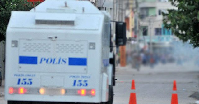 Mersin&#039;de polise silahlı saldırı